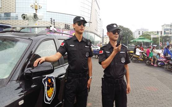 江門(mén)市保安服務(wù)有限公司處警隊(duì)員鄒杰